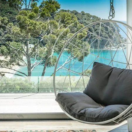 Exclusive Beachfront With Majestic Sea Views, 1001 * Lloret de Mar