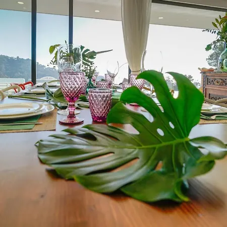 Villa Exclusive Beachfront With Majestic Sea Views, 1001 *